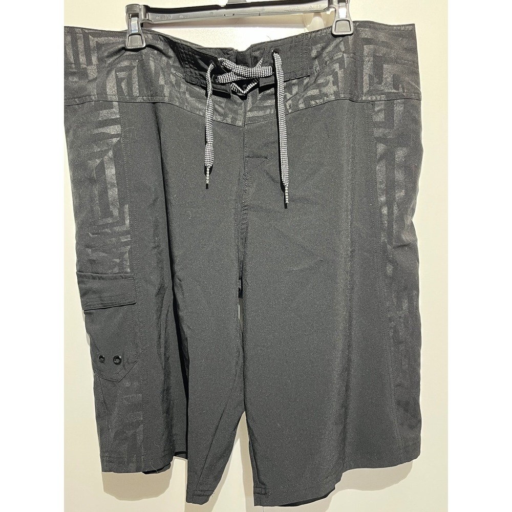 Joe Boxer Mens Black Geometric Pattern Cargo Board Shorts Size 38 Swim Trunks